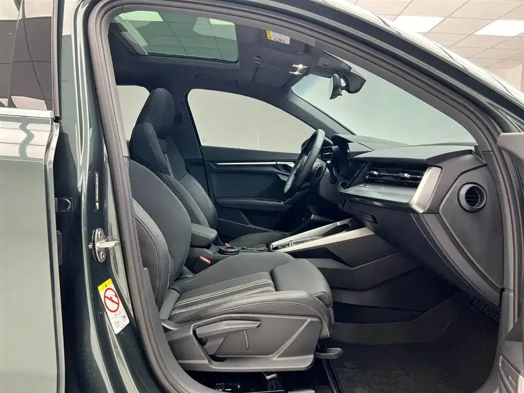 Audi A3 2022 из CN, фото 8