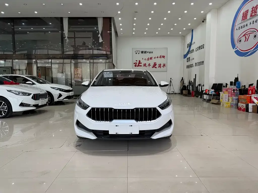 Kia K3 2023 из CN, фото 10