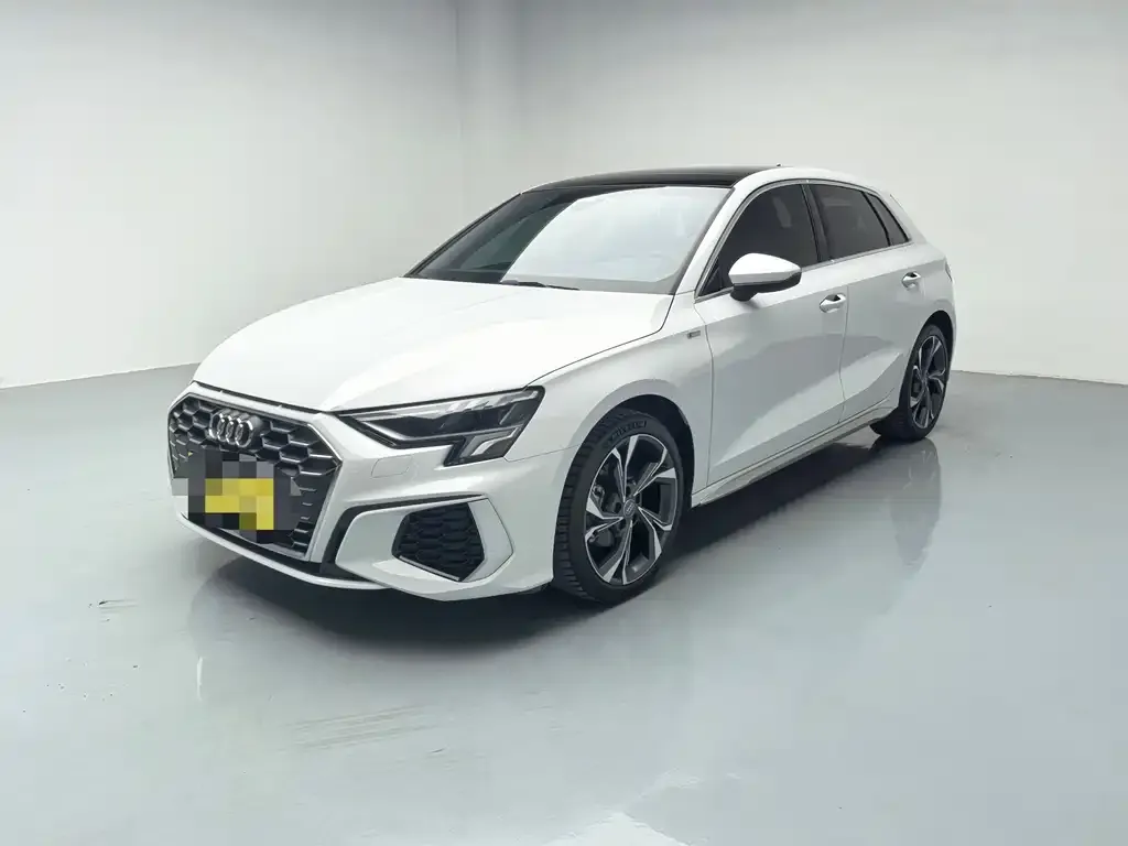 Audi A3 2021 из CN, фото 1