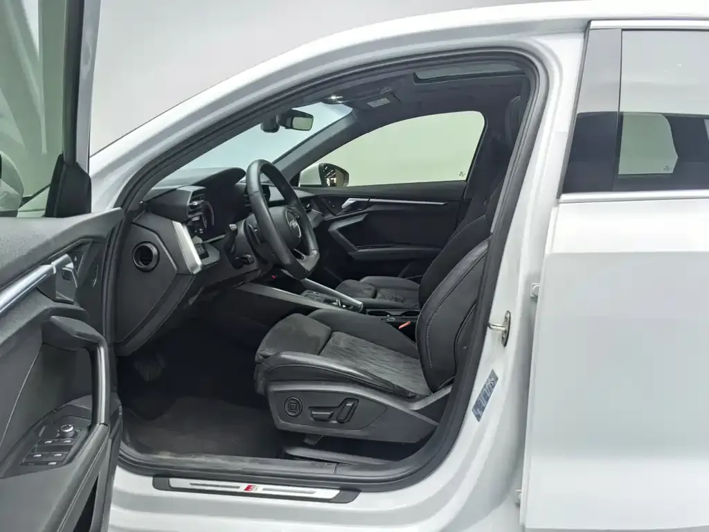 Audi A3 2021 из CN, фото 7
