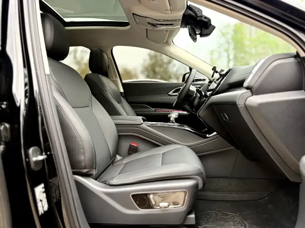 Hongqi HS3 PHEV 2025 из CN, фото 5