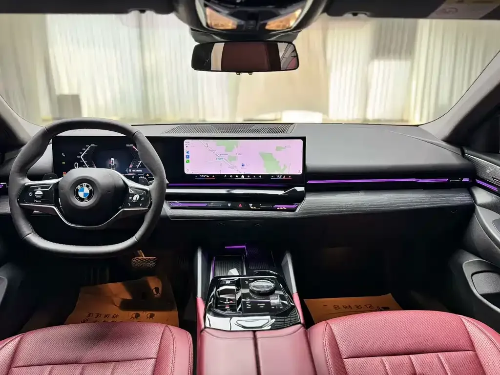 BMW 5 Series 2024 из CN, фото 9