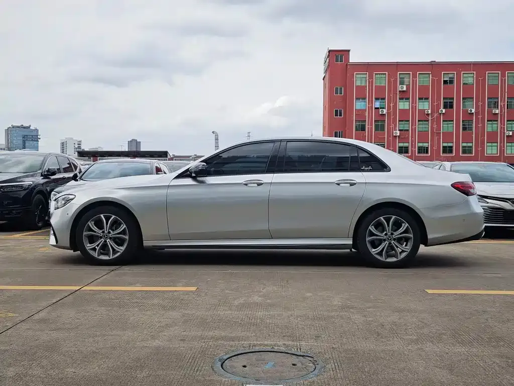 Mercedes-Benz E-Class 2021 из CN, фото 8