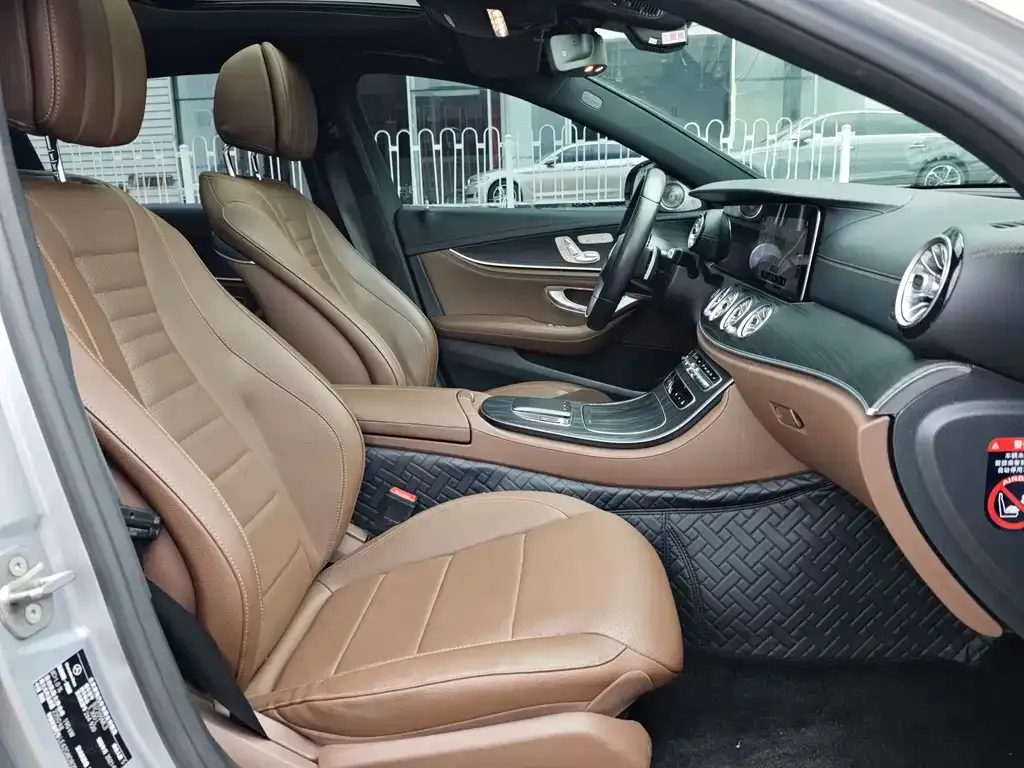 Mercedes-Benz E-Class 2021 из CN, фото 4