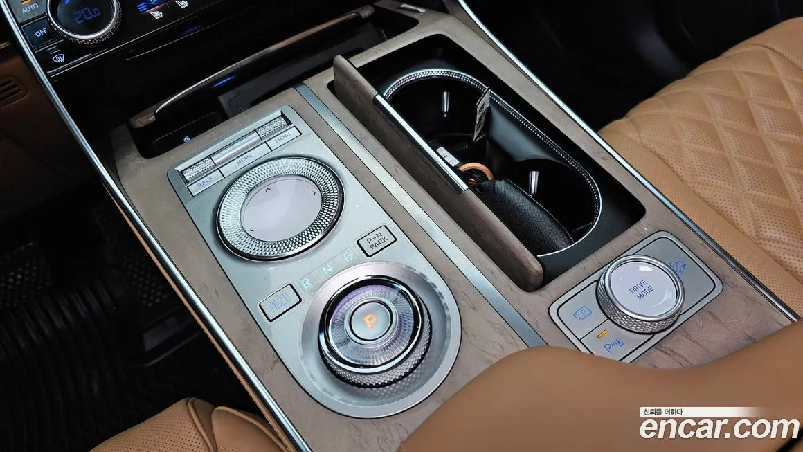 Genesis GV80 — фото 10
