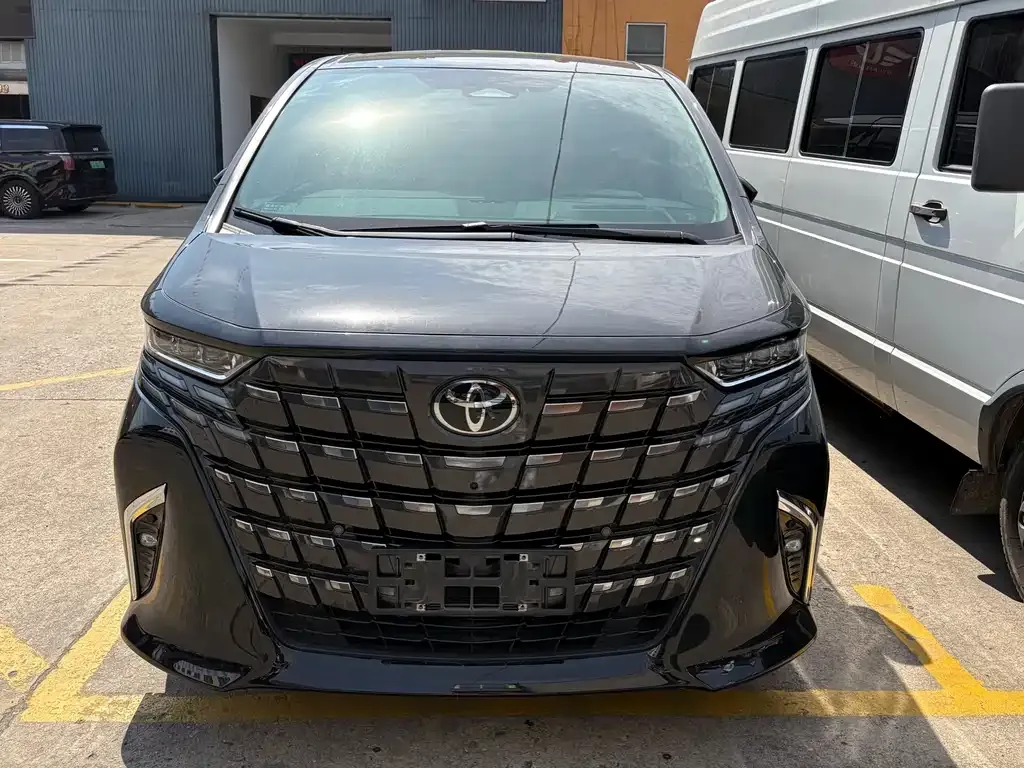 Toyota Alphard 2024 из CN, фото 9