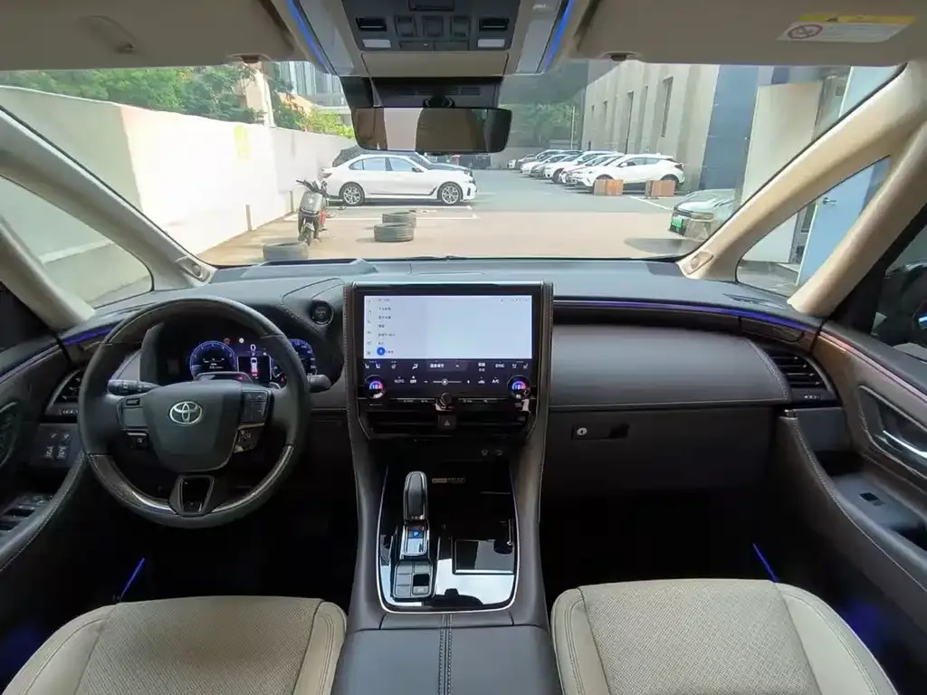 Toyota Alphard 2024 из CN, фото 4