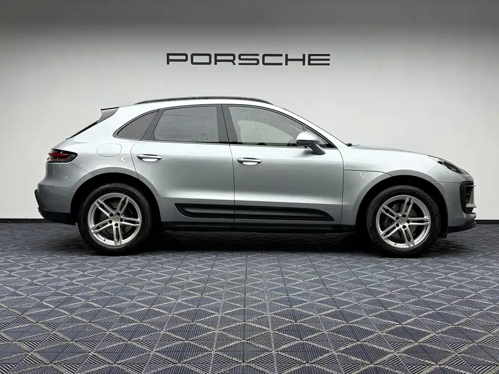 Porsche Macan — фото 8