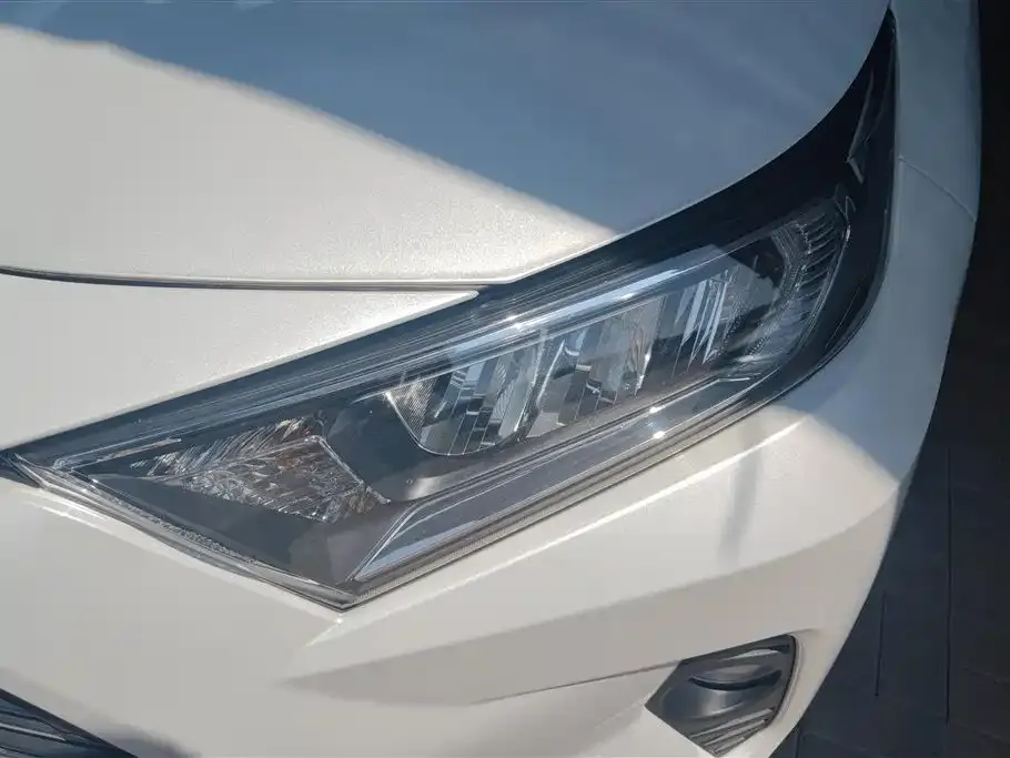 Toyota RAV4 2022 из CN, фото 5