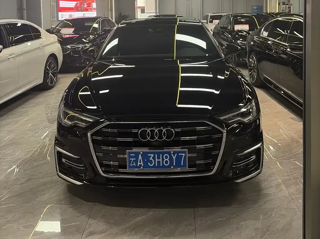 Audi A6L 2023 из CN, фото 1