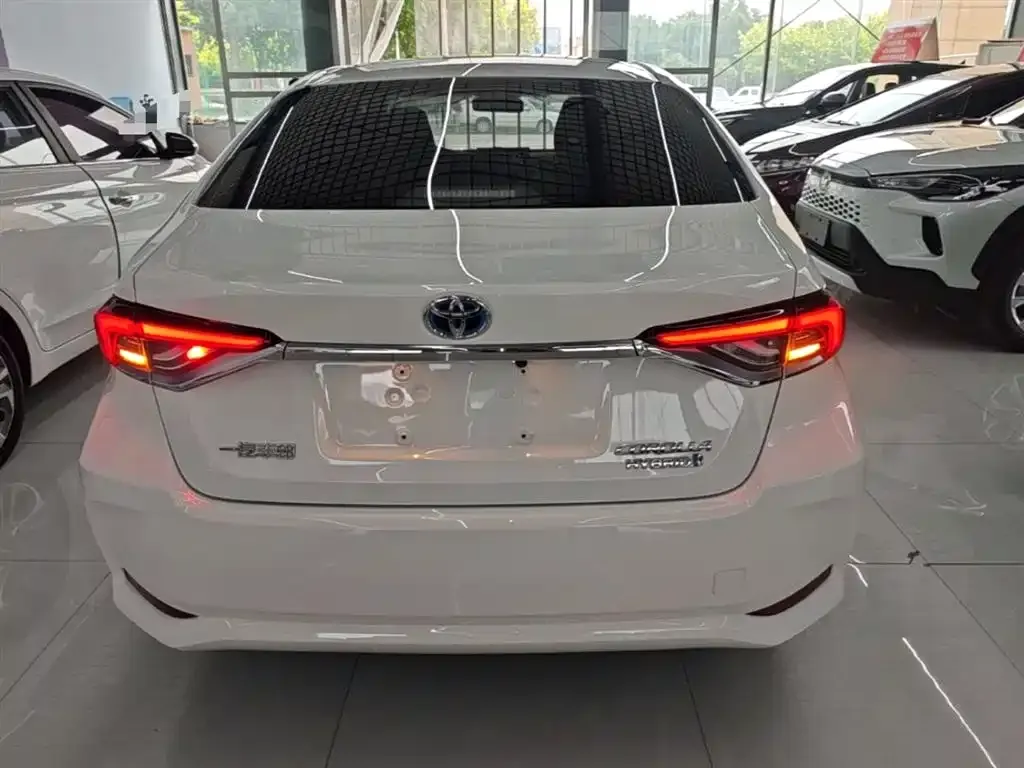 Toyota Corolla 2024 из CN, фото 10