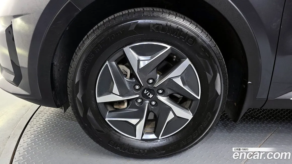 Kia Sorento — фото 10