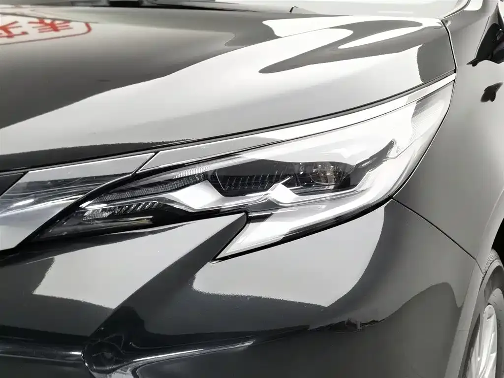 Toyota Sienna 2023 из CN, фото 10