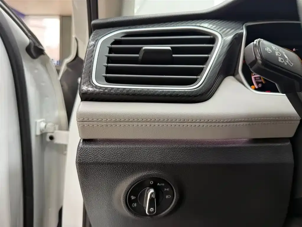 Volkswagen Tayron 2023 из CN, фото 3