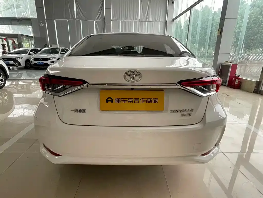 Toyota Corolla 2023 из CN, фото 9