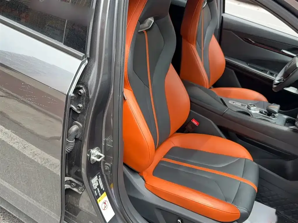 Changan UNI-V 2025 из CN, фото 2
