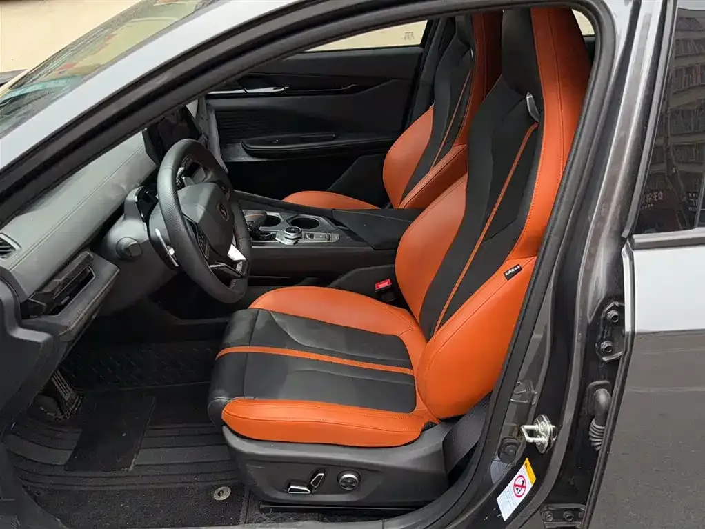 Changan UNI-V 2025 из CN, фото 5