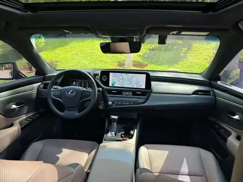 Lexus ES 2023 из CN, фото 8