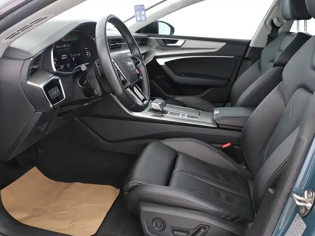 Audi A7 2021 из CN, фото 9