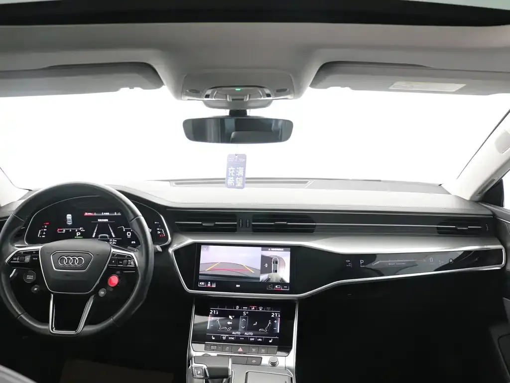 Audi A7 2021 из CN, фото 7