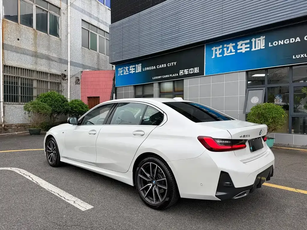 BMW 3 Series — фото 10