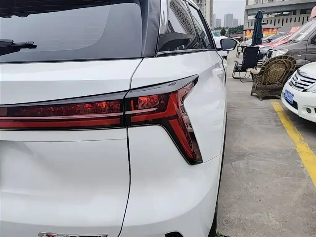 Changan CS75PLUS 2023 из CN, фото 2