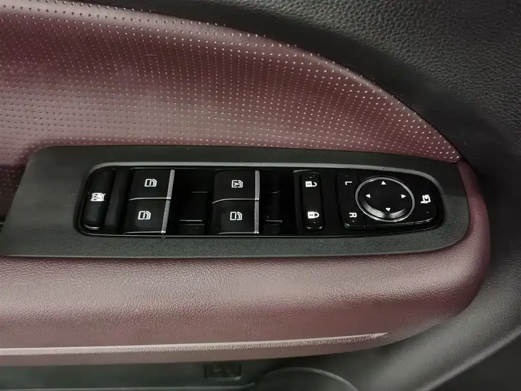 GAC Motor Trumpchi M6 2023 из CN, фото 9