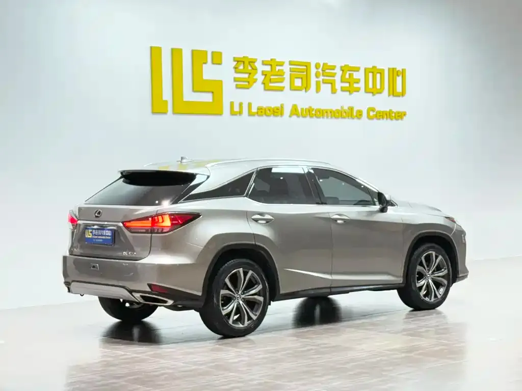 Lexus RX — фото 7