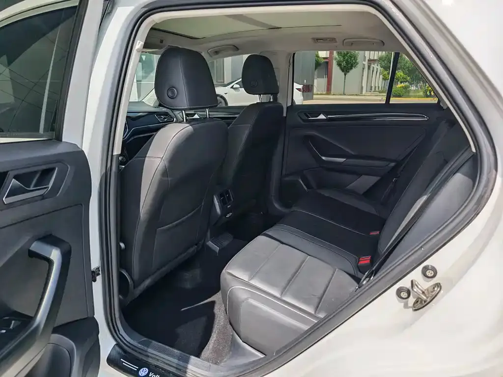 Volkswagen T-Roc 2022 из CN, фото 6