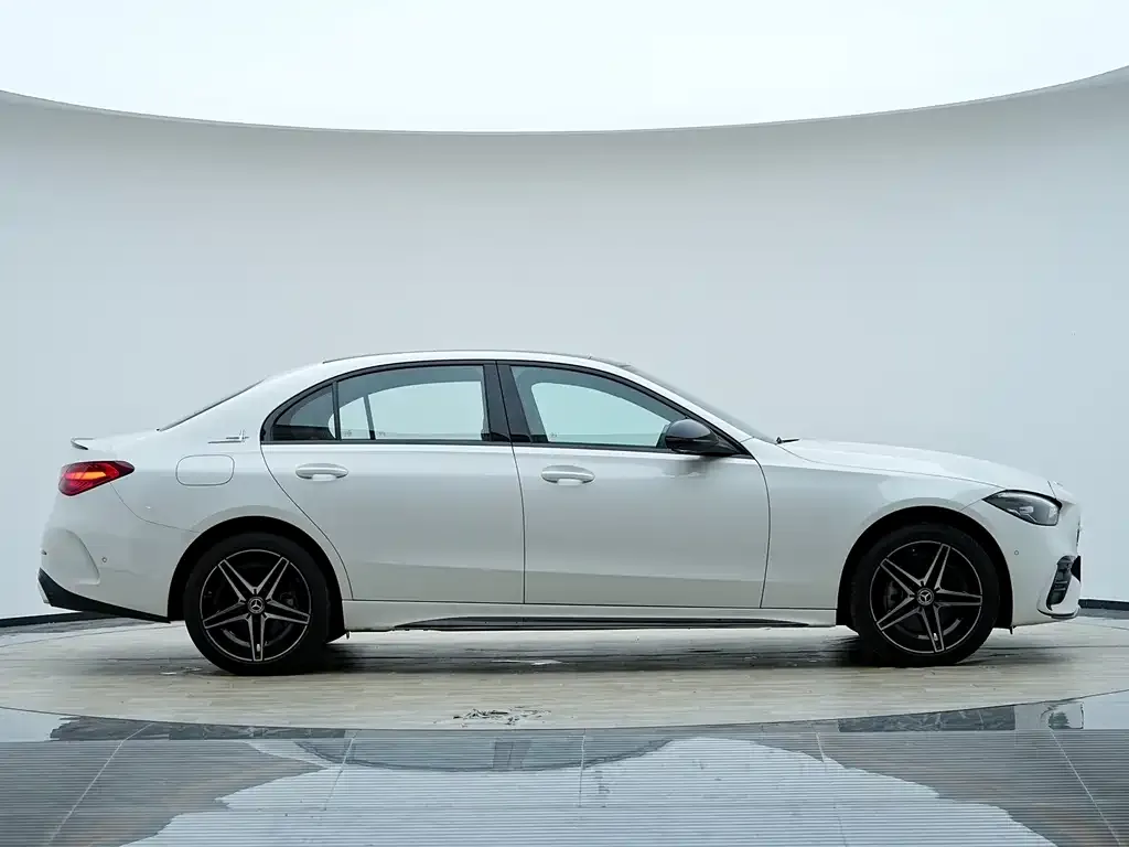 Mercedes-Benz C-Class 2024 из CN, фото 7