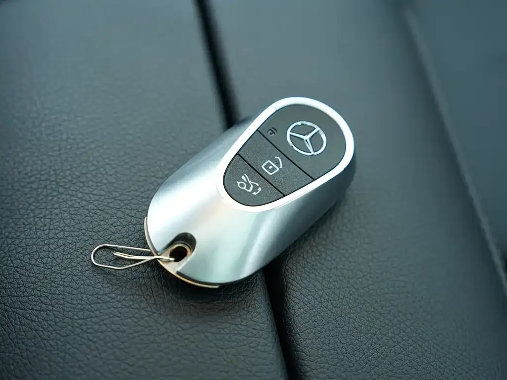 Mercedes-Benz C-Class 2024 из CN, фото 5
