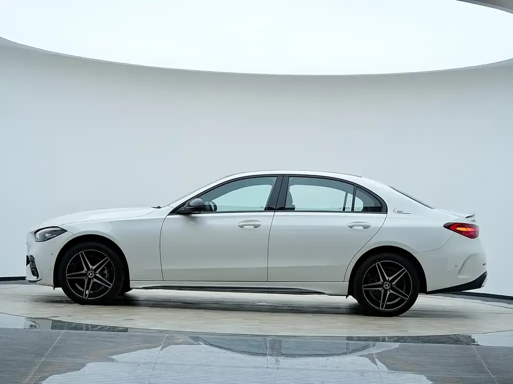 Mercedes-Benz C-Class 2024 из CN, фото 6