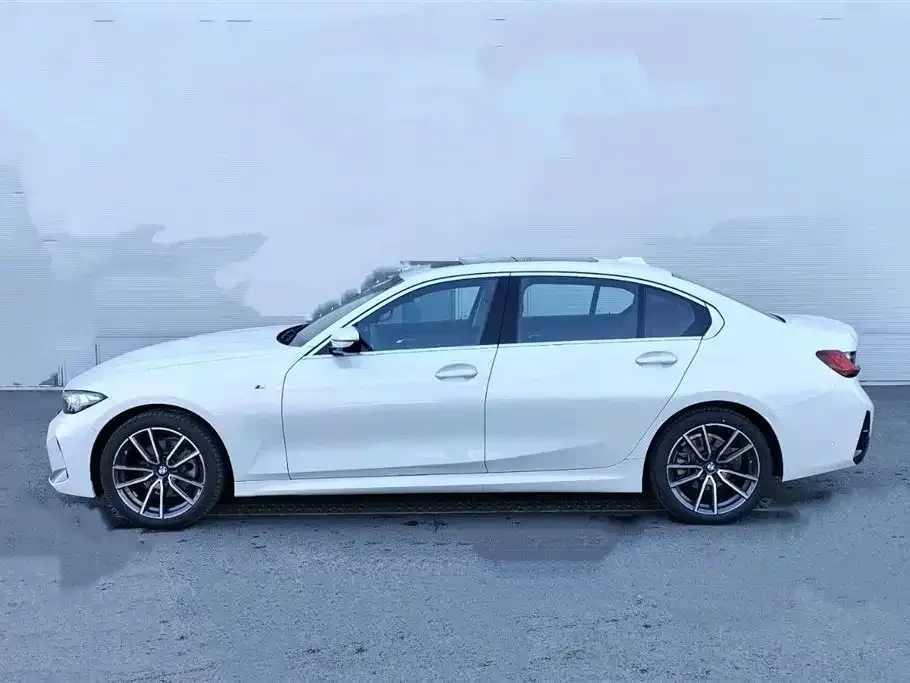 BMW 3 Series 2025 из CN, фото 3