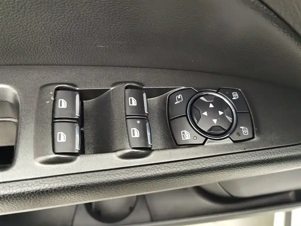 Ford Mondeo 2021 из CN, фото 10