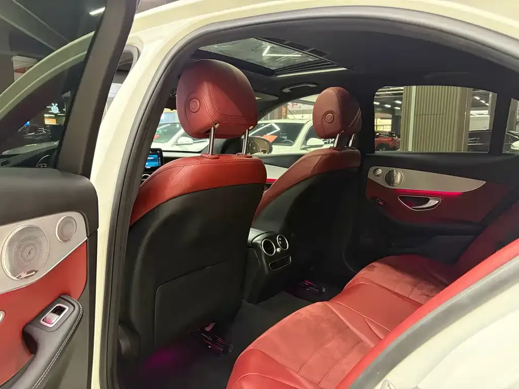 Mercedes-Benz C-Class — фото 8