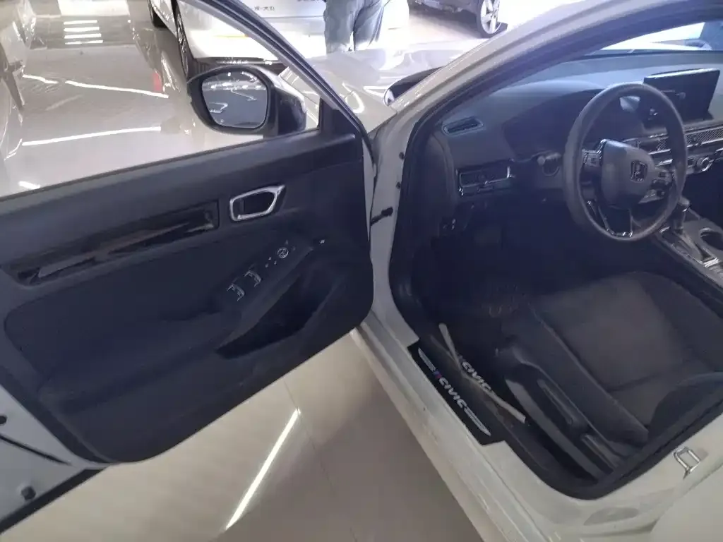 Honda Civic — фото 3