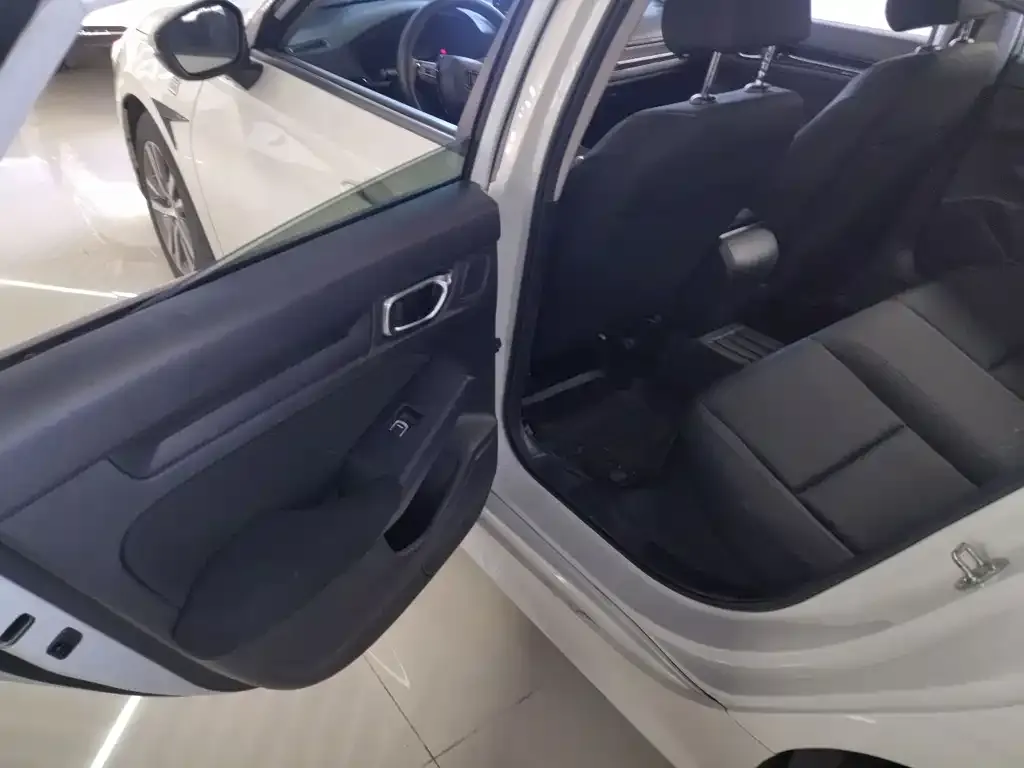 Honda Civic — фото 5