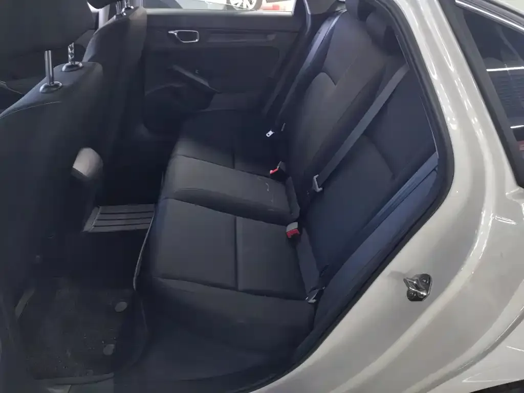 Honda Civic — фото 2