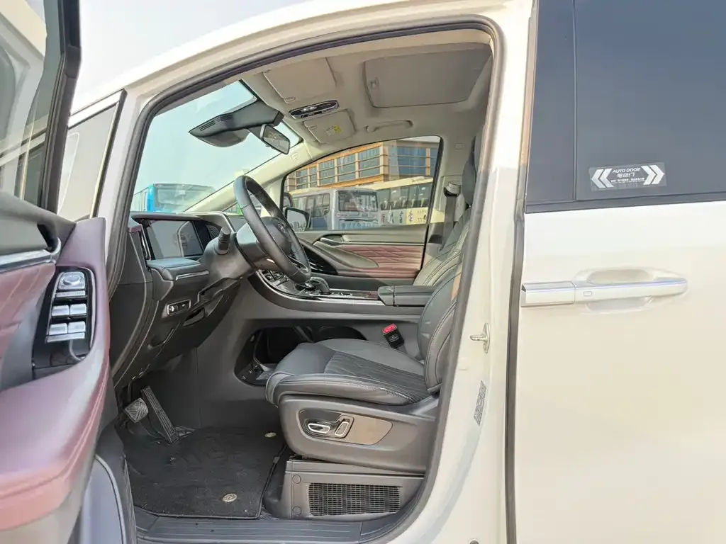 GAC Motor Trumpchi M8 2023 из CN, фото 10
