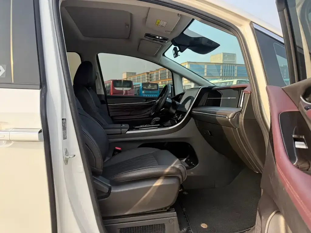 GAC Motor Trumpchi M8 2023 из CN, фото 3