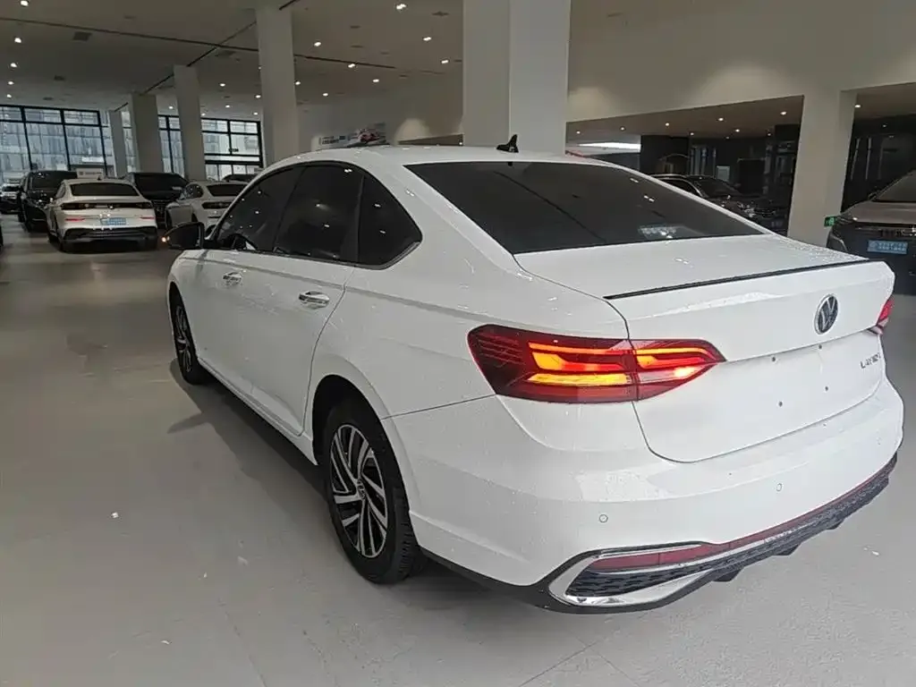 Volkswagen Lavida 2025 из CN, фото 5