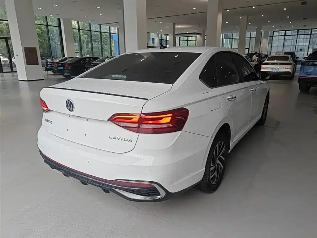 Volkswagen Lavida 2025 из CN, фото 4