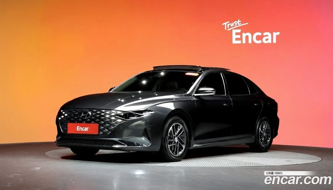 Hyundai Grandeur — фото 1