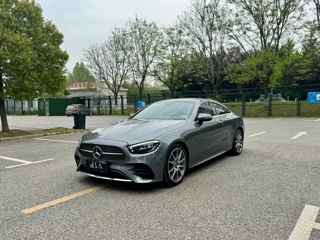 Mercedes-Benz E-Class (Import) — фото 1