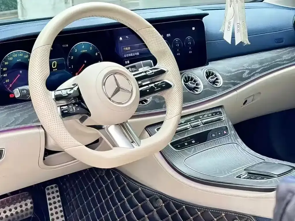 Mercedes-Benz E-Class (Import) — фото 4