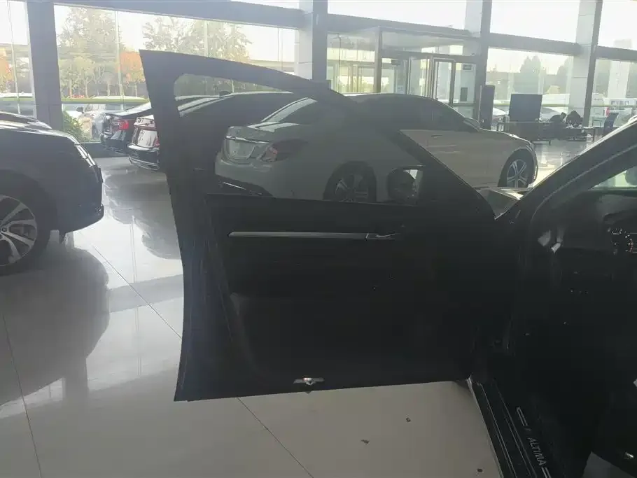 Nissan Teana 2022 из CN, фото 4