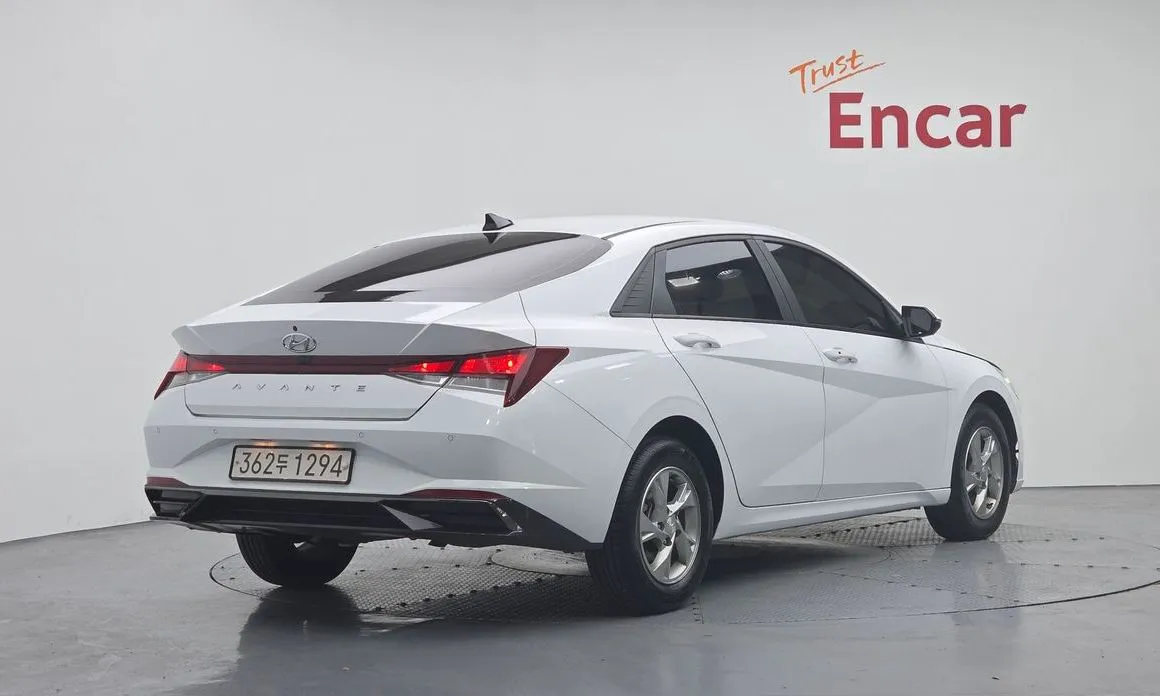 Hyundai AVANTE 2022 из KR, фото 3