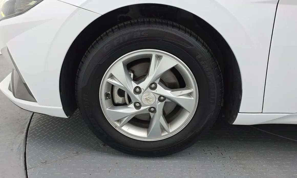 Hyundai AVANTE 2022 из KR, фото 10