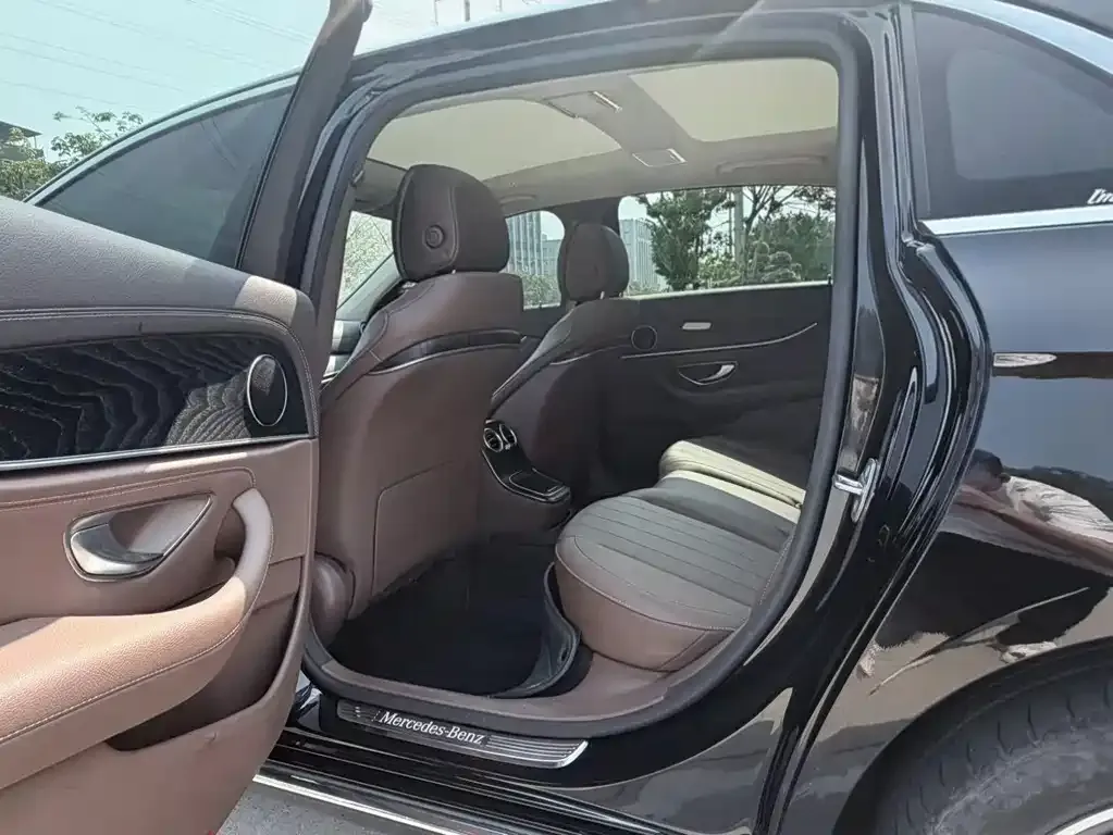 Mercedes-Benz E-Class 2022 из CN, фото 6