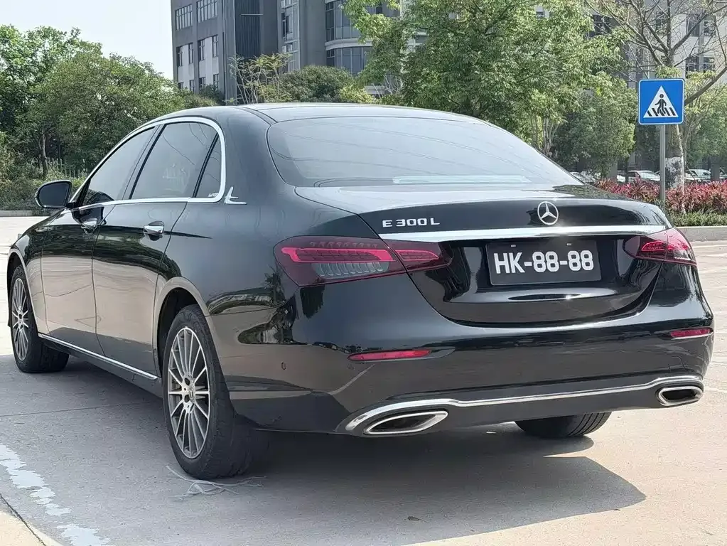 Mercedes-Benz E-Class 2022 из CN, фото 4
